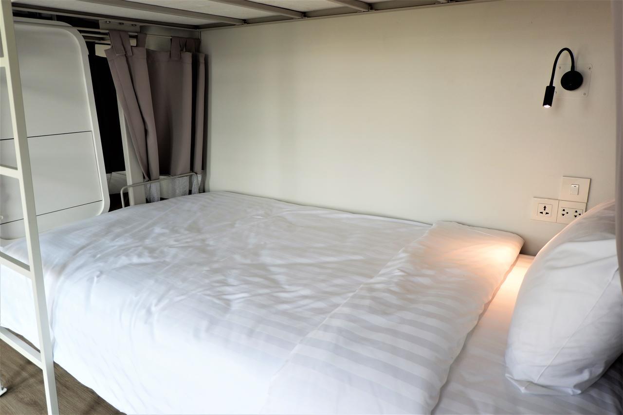 Bedspread Hostel (Adults Only) Bangkok Habitación foto